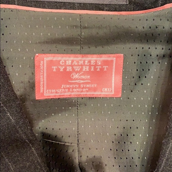 Charles Tyrwhitt  Suit (BIN G) - Picture 5 of 5